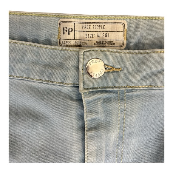 FREE PEOPLE WOMEN'S LIGHT WASH HIGH RISE JUST FLOAT ON FLARE JEANS 28L ]B1] - Picture 3 of 4